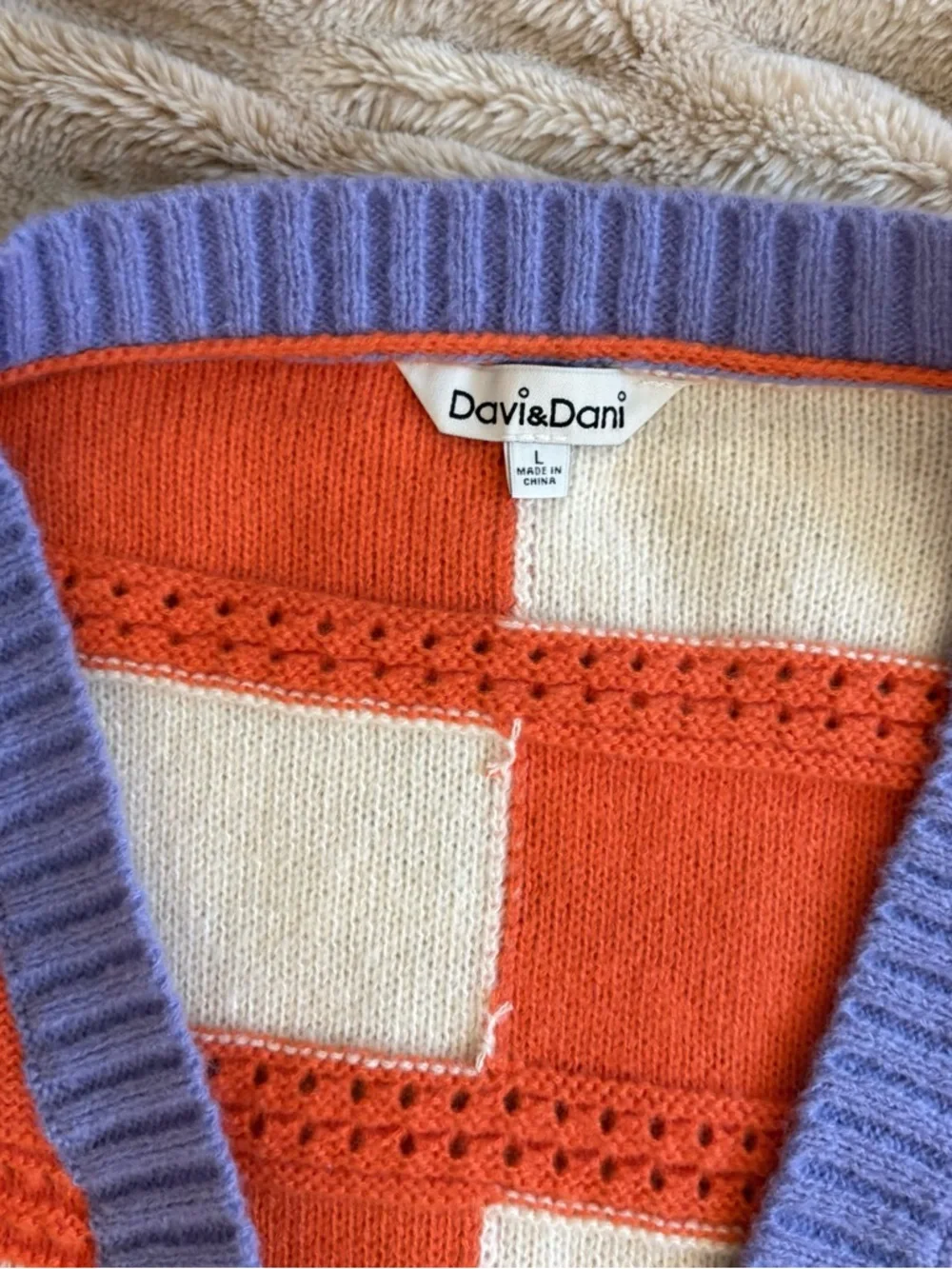 Davi & Dani Orange and Cream Checkered Cardigan with Lavender Trim Large - Picture 3 of 5